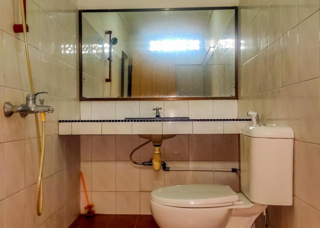Oyo 3372 Hotel Pelita Terang Nagoya Esterno foto