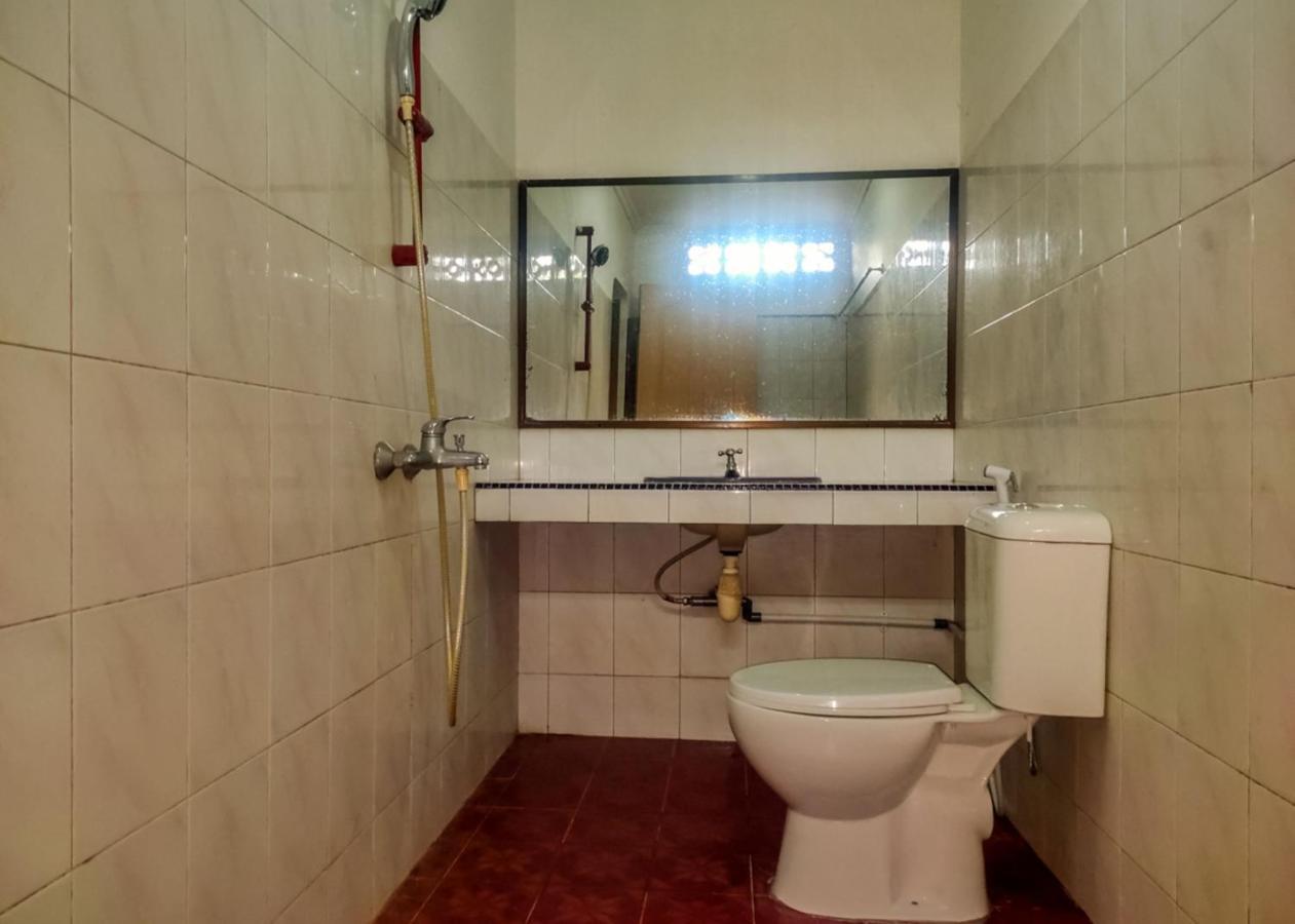 Oyo 3372 Hotel Pelita Terang Nagoya Esterno foto