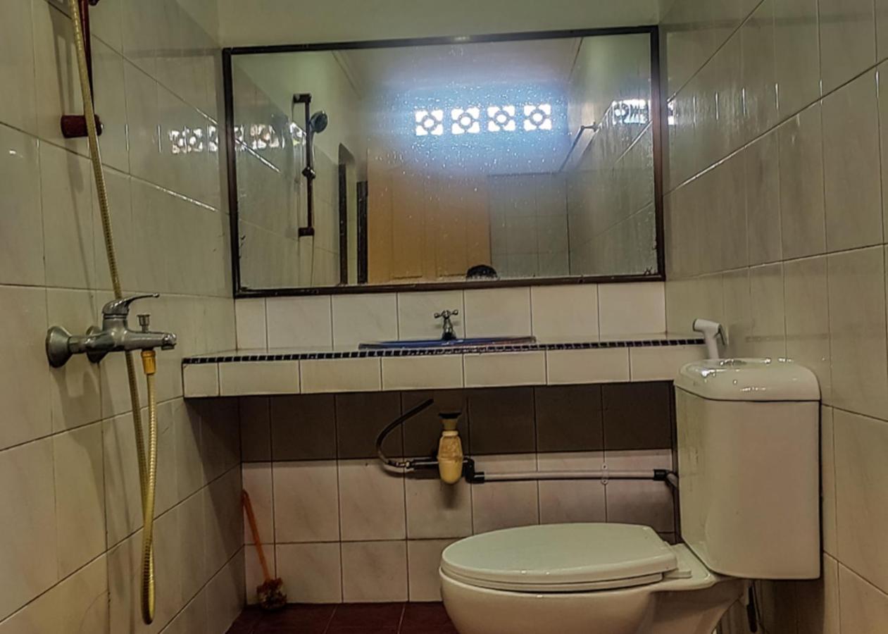 Oyo 3372 Hotel Pelita Terang Nagoya Esterno foto