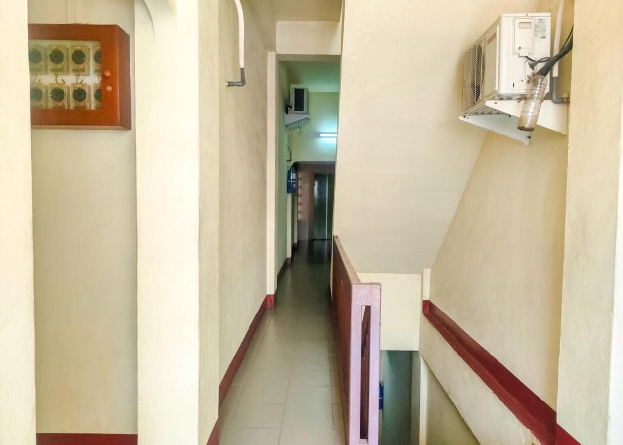 Oyo 3372 Hotel Pelita Terang Nagoya Esterno foto