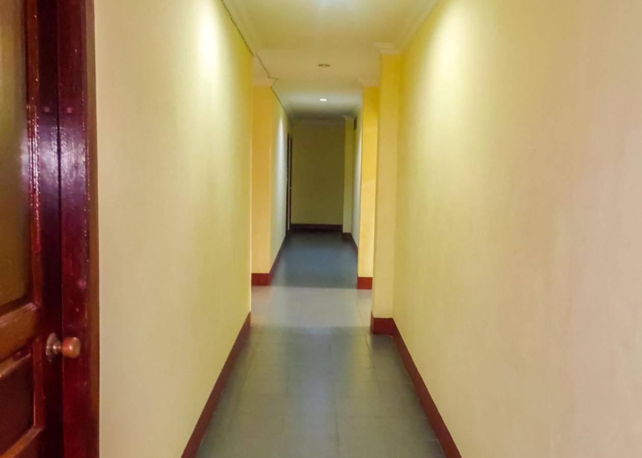 Oyo 3372 Hotel Pelita Terang Nagoya Esterno foto